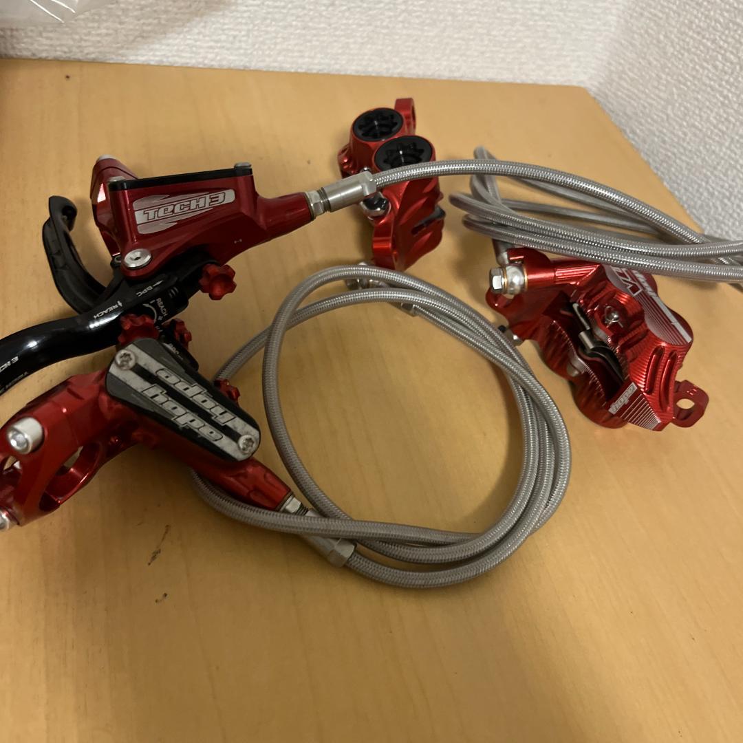 HOPE TECH3レバー、V4キャリパーセット