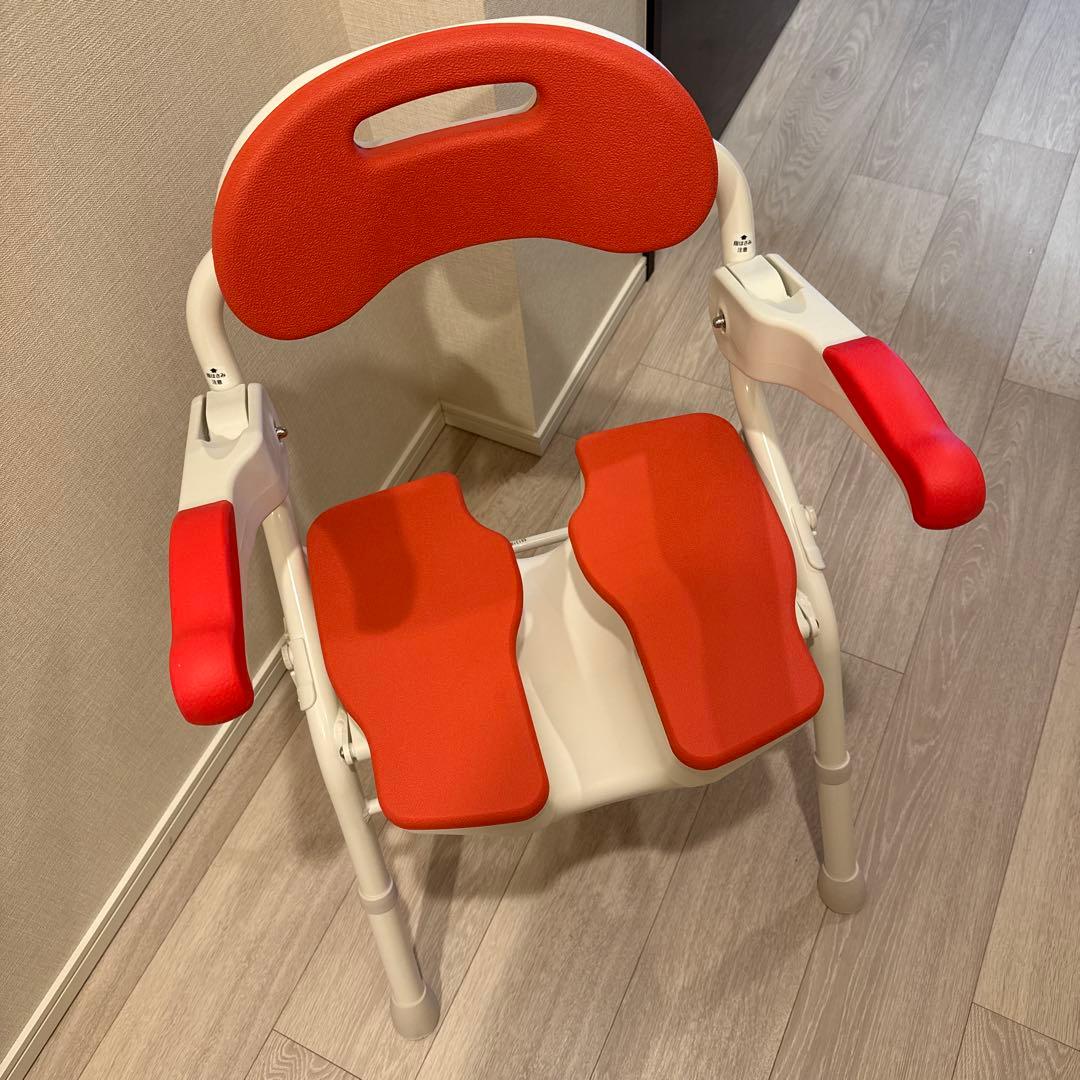 美品【送料込】介護用シャワーチェア 安寿 HPフィット レッド 背もた