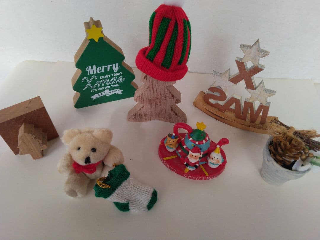 新品　クリスマス飾り　置物　9点　セットのみ