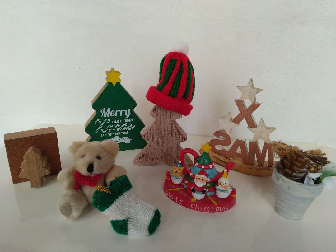 新品　クリスマス飾り　置物　9点　セットのみ