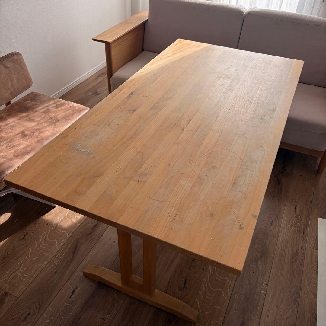 モモナチュラル　ダイニングテーブル
