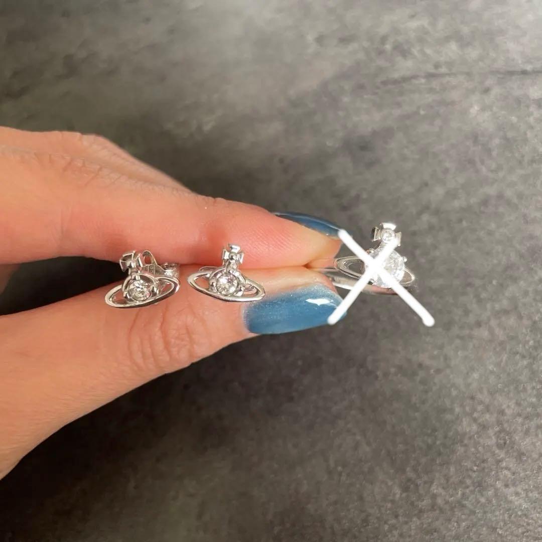 Vivienne Westwood シルバー ピアス