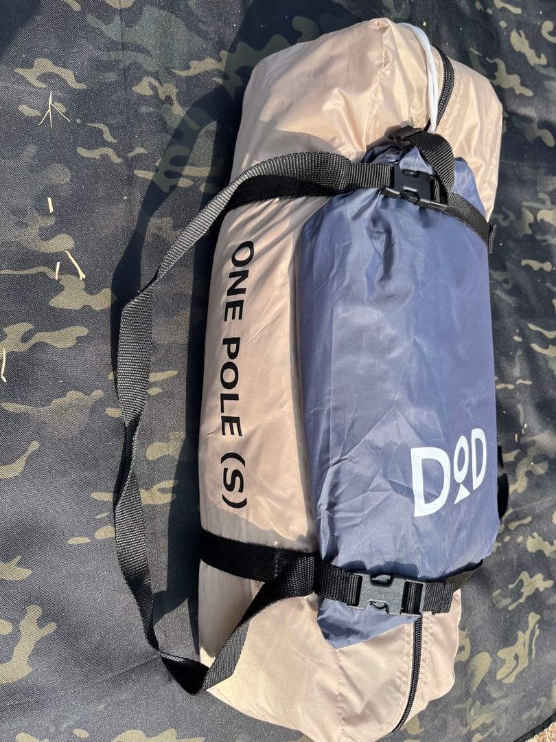 DOD ワンポールテントS、別売りグランドシート付属