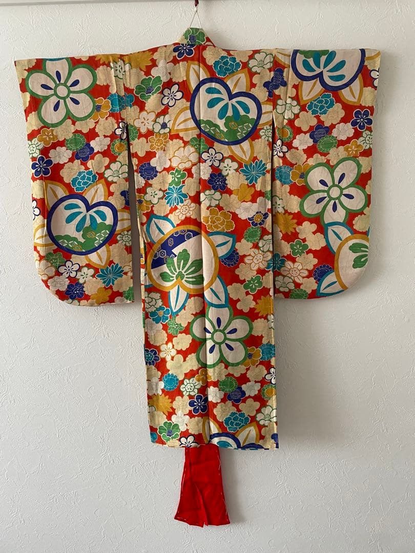 七五三　3歳　アンティークお着物セット　正絹白無地被布　髪飾り付き