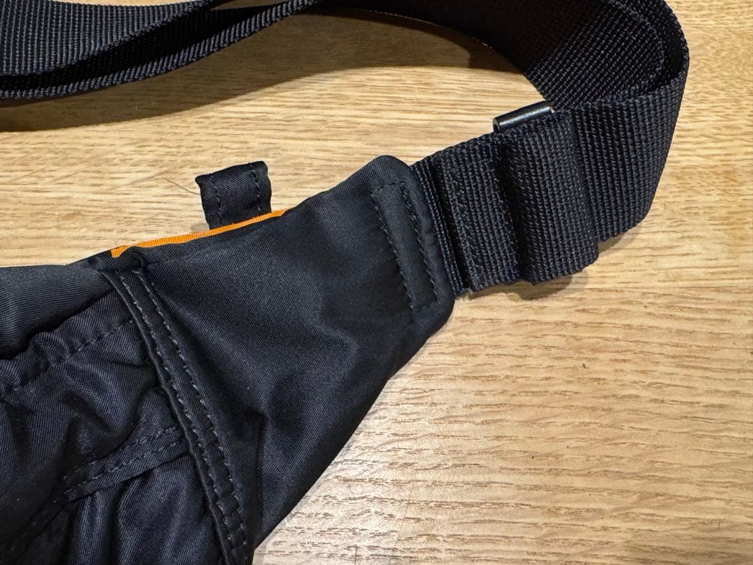【美品】PORTER タンカー ボディバッグ ショルダーバッグ ブラック