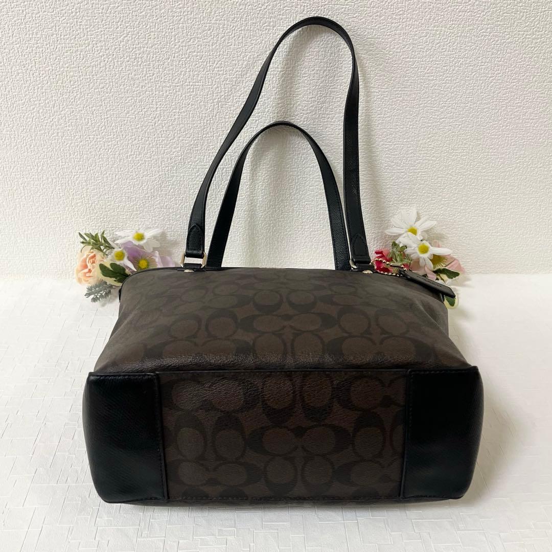 美品★COACH コーチ トートバッグ 肩掛け シグネチャー ブラウン チャーム