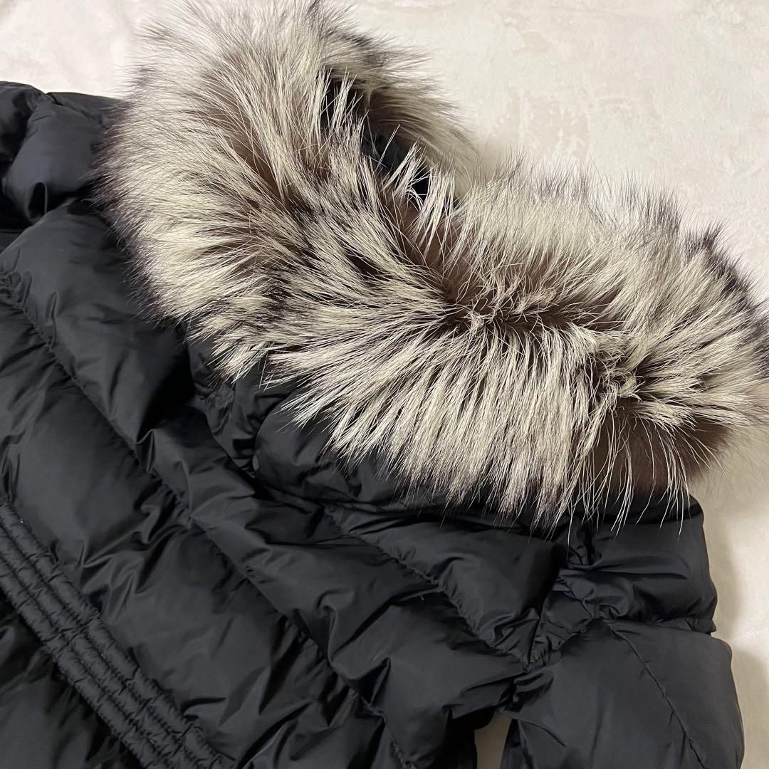 MONCLER APHROTI リアルファー付　ダウンジャケット　黒　3