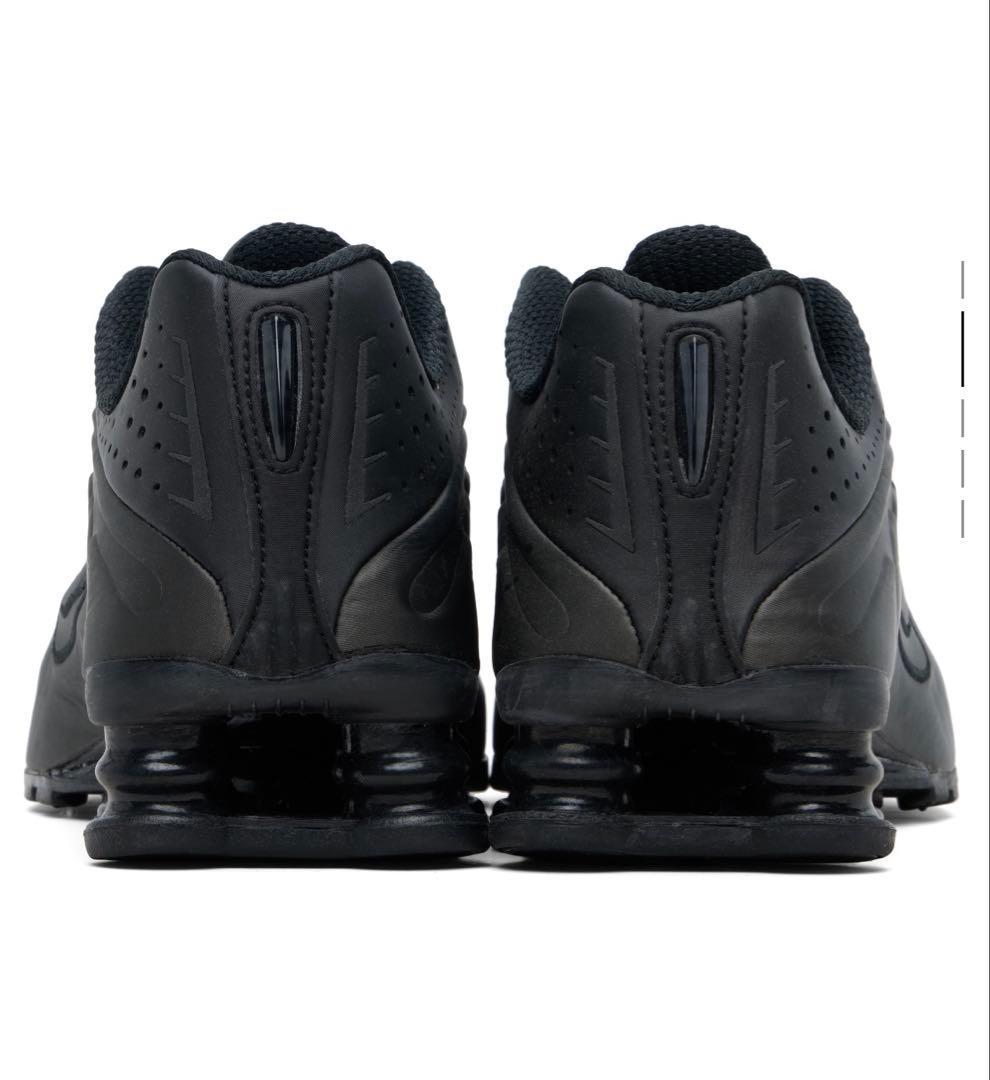 靴 NIKE Black Shox R4