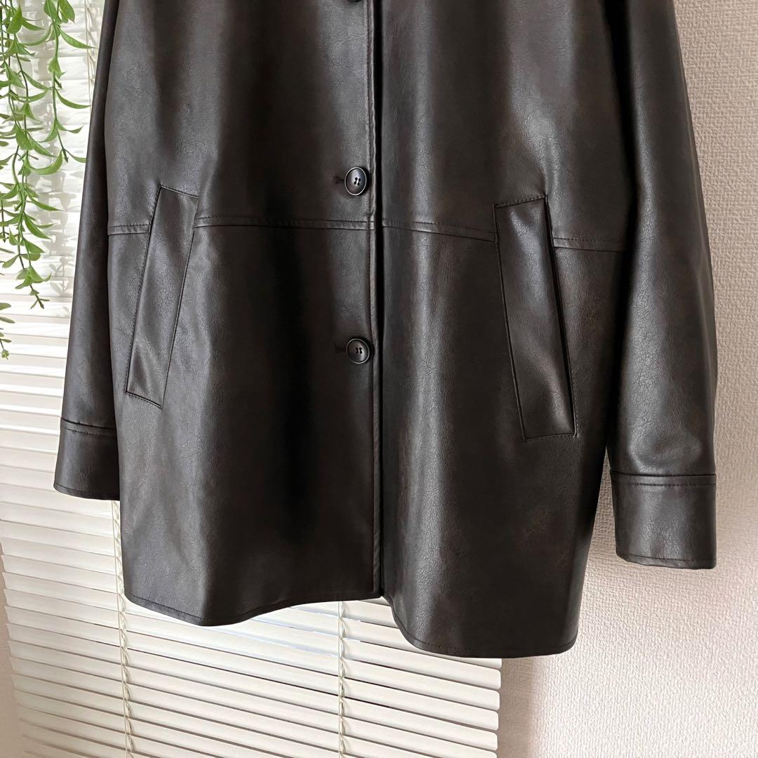 【2024AW】 ウォッシャブルフェイクレザーファー襟付カバーオール ブラウン