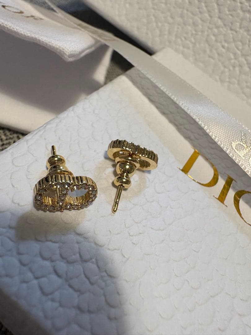 Dior ディオールピアスゴールドメッキClair d lune