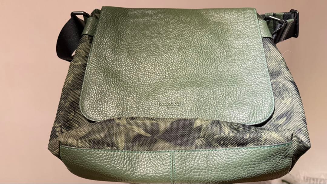 マ*ル様 メンズ　バッグ　COACH 美品　メッセンジャーバッグ
