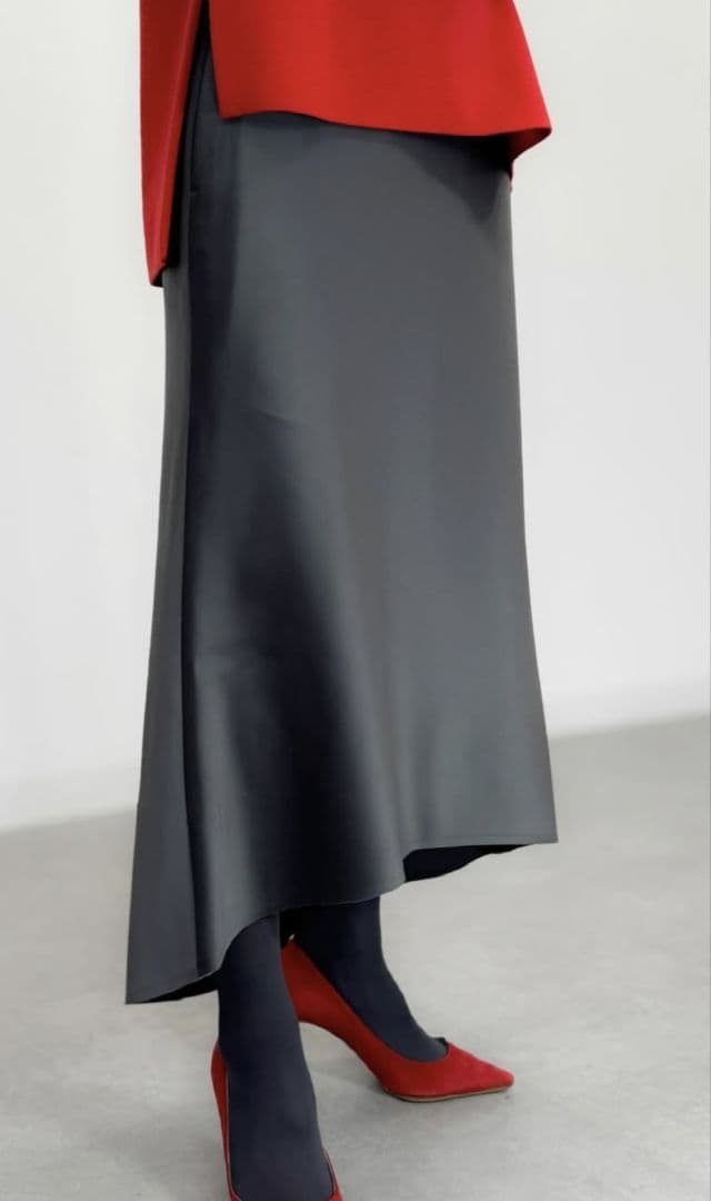 SHETokyo☆ odile satinサテンスカート36