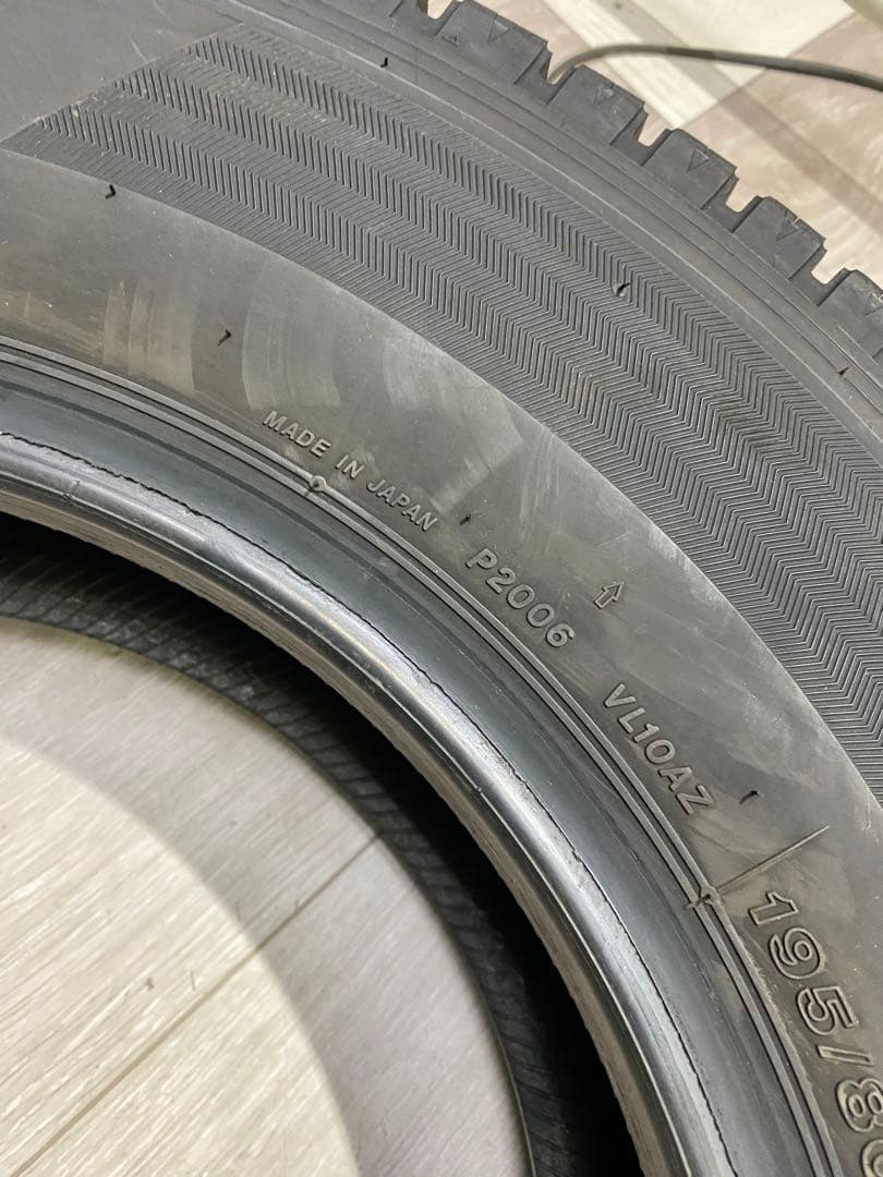 195/80R15 BRIDGESTONE BLIZZAK VL10 23年
