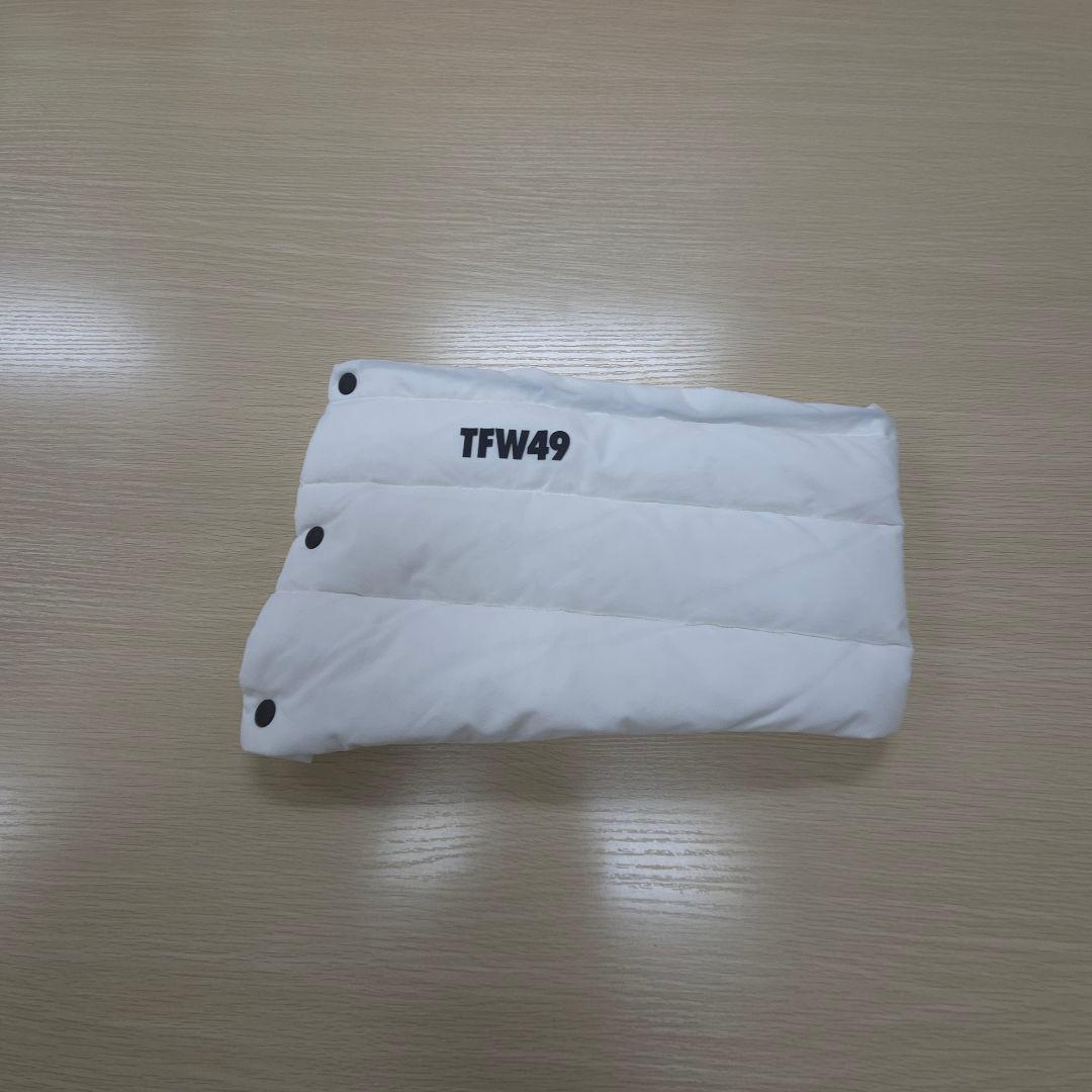 【SALE!!】 88. TFW49 DOWN NECK WARMER