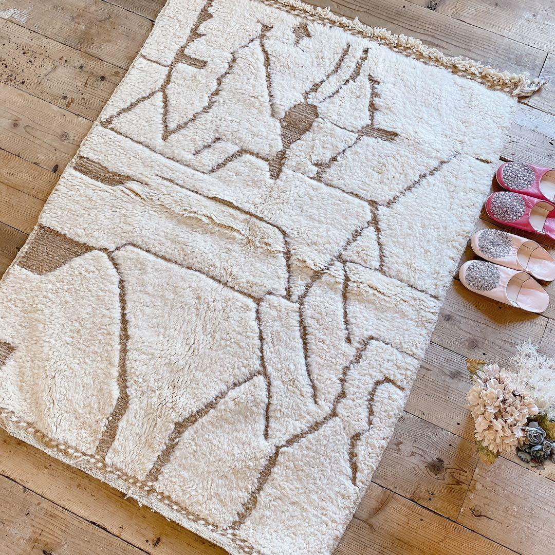 モロッコベニワレンBeniourainラグ 約110〜113×150〜155cm
