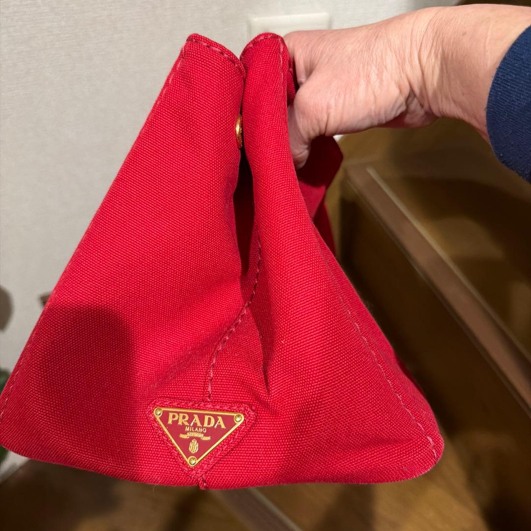 PRADA レッド トートバッグ