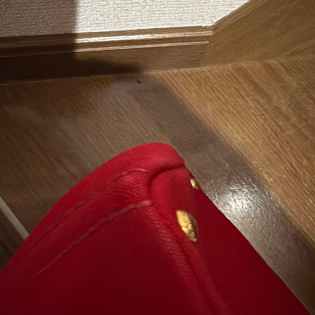 PRADA レッド トートバッグ