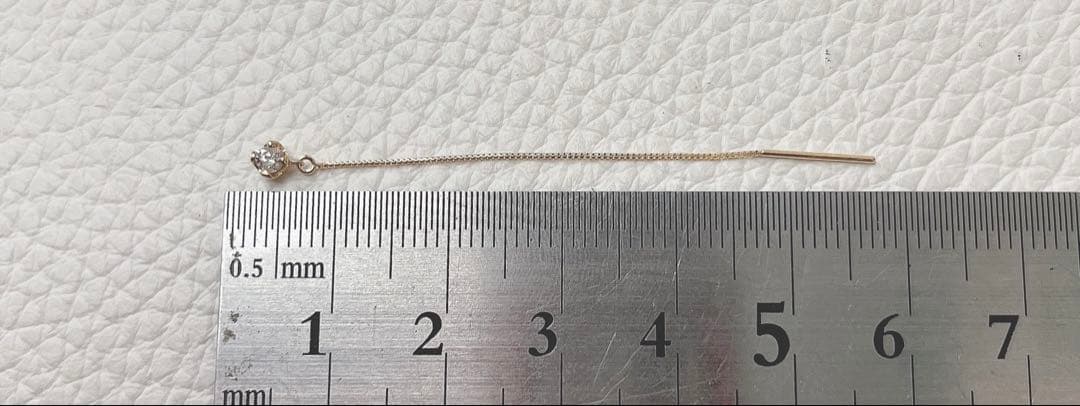 K18 18金　ダイヤモンド　アメリカンピアス