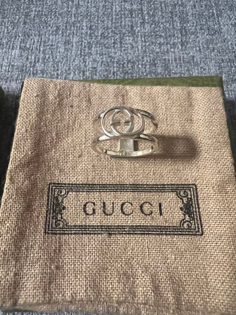 GUCCI ダブルGロゴ シルバーリング 16号