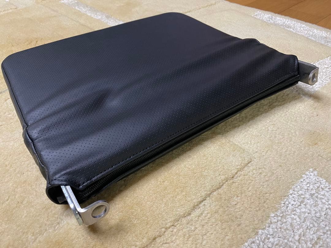 200系ハイエース助手席用オットマンRa•kuda