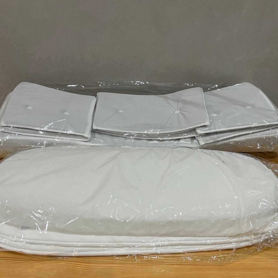 新品未使用 ホッとする枕 PLUS オフホワイト 枕ピロー カルクス