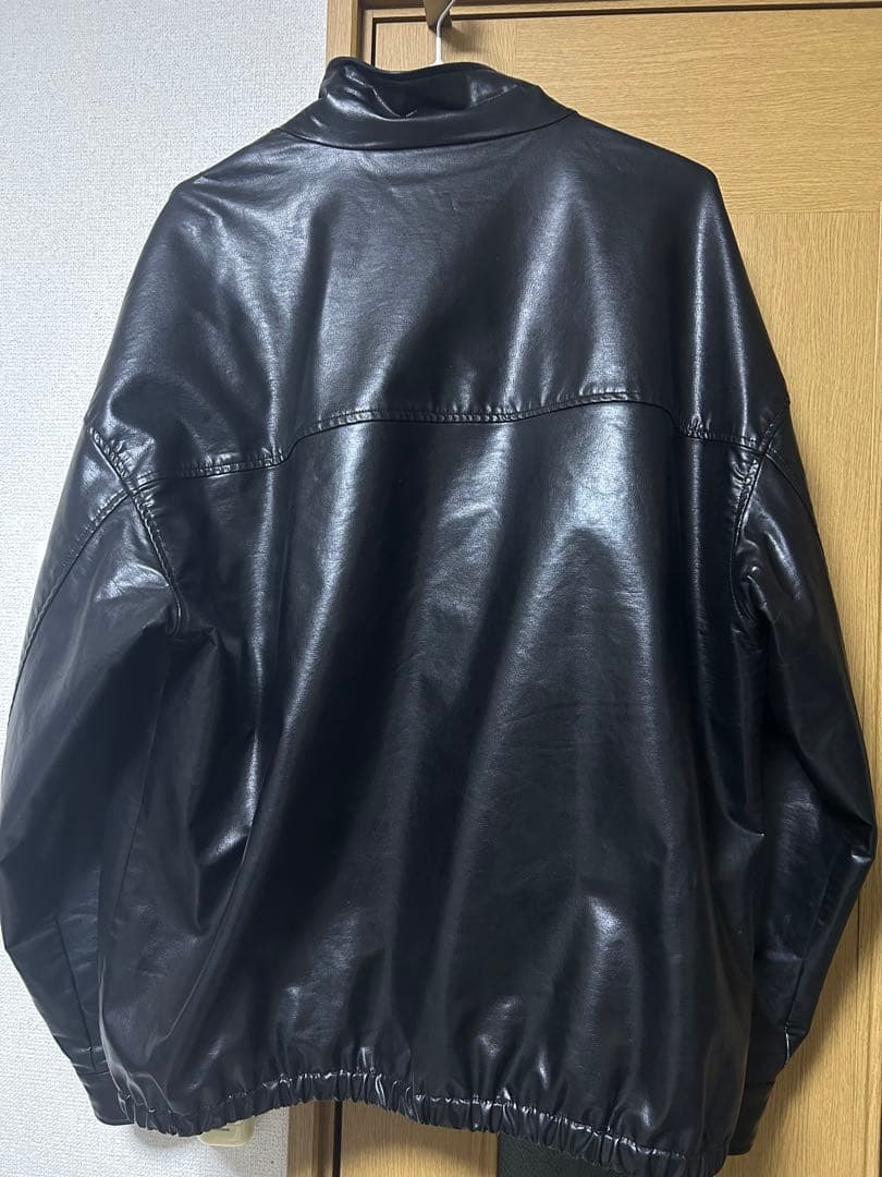 お値下げ中！who's who gallery フェイクレザーブルゾン