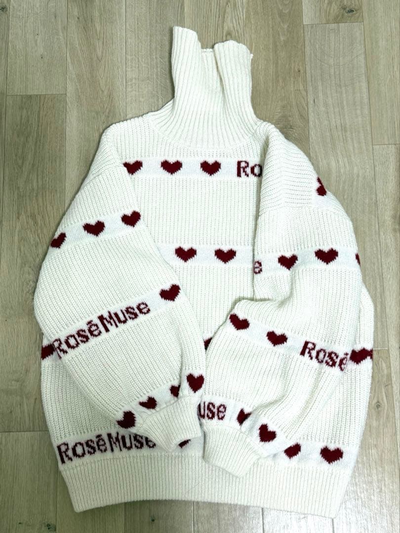 Rosé Muse heart JQ T/N knit