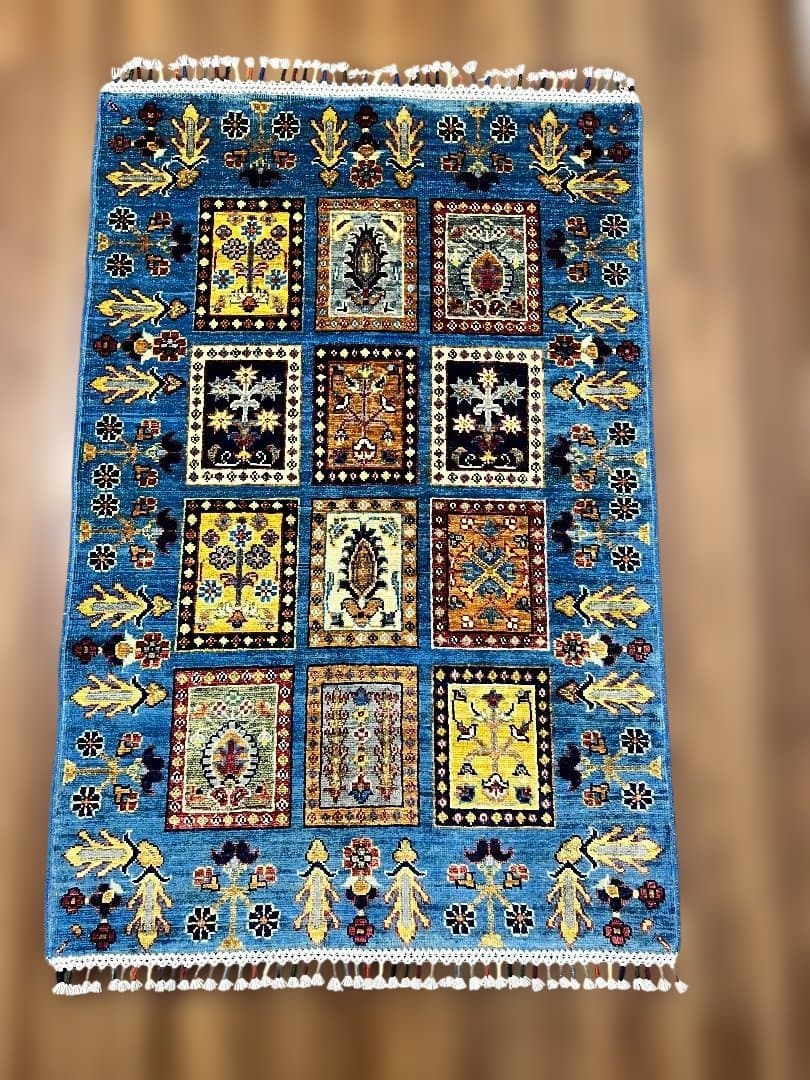 アフガニスタン手織りウール・コットン絨毯．83x 123 cm