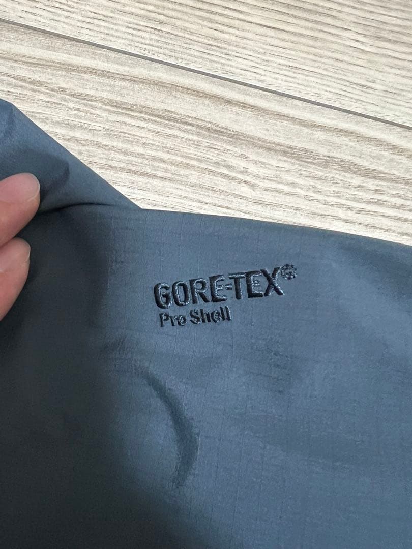 【、、】ARC'TERYX beta AR ブルーグレー マウンテンパーカ
