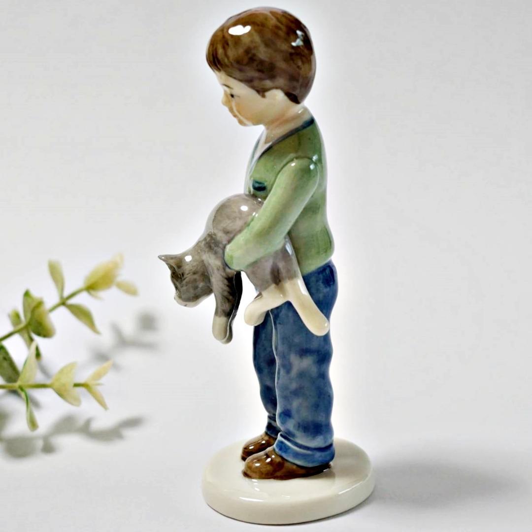 2001年 ロイヤルコペンハーゲン 少年 猫 フィギュリン
