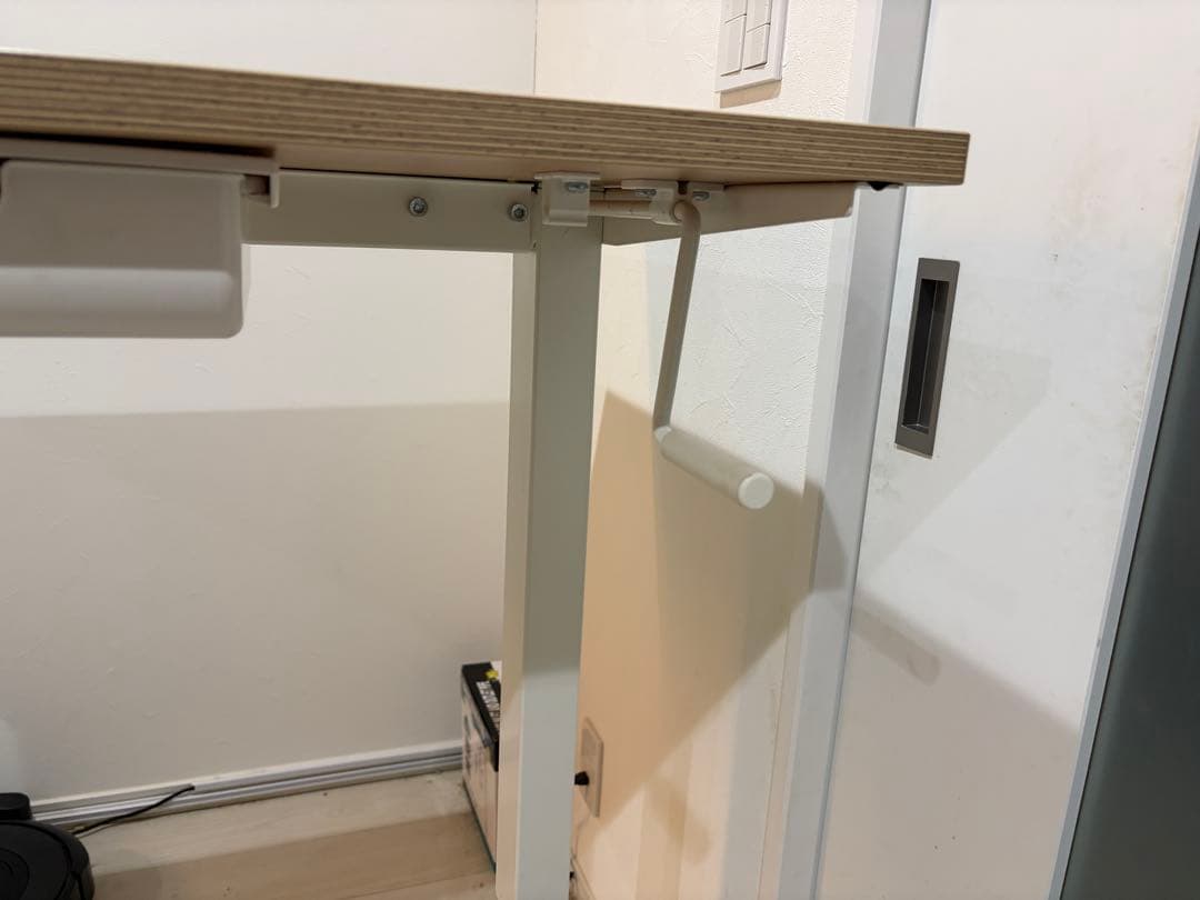 IKEA スカルスタ/トロッテン 昇降式デスク(120×70)