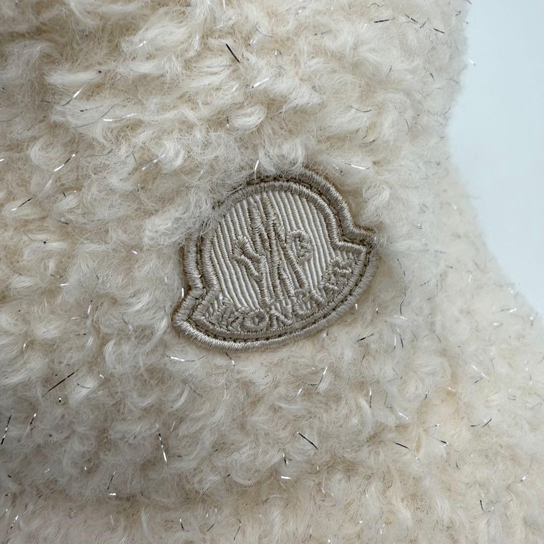 美品✨ MONCLER ベースボールキャップ ボア ホワイト ロゴマーク