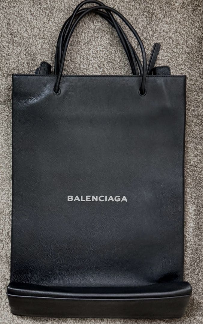 BALENCIAGA ノースサウス　ショッピングバック　ブラック トートバッグ