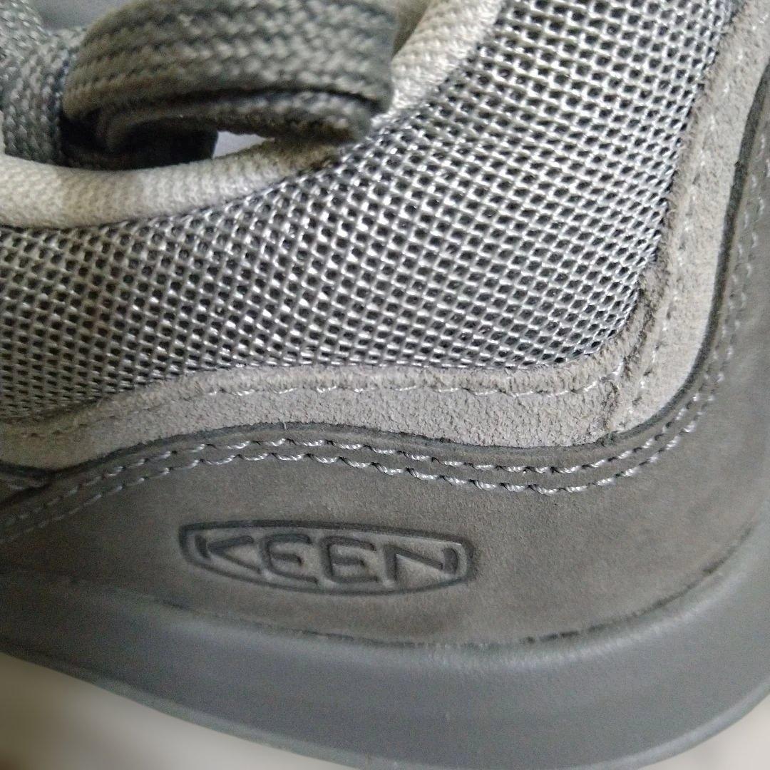 KEEN グレー スニーカー