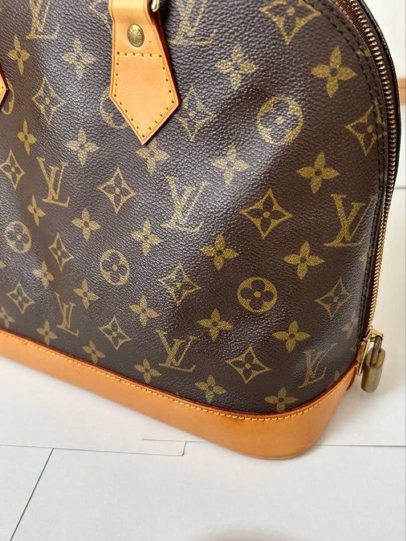 Louis Vuitton モノグラム アルマ　PM