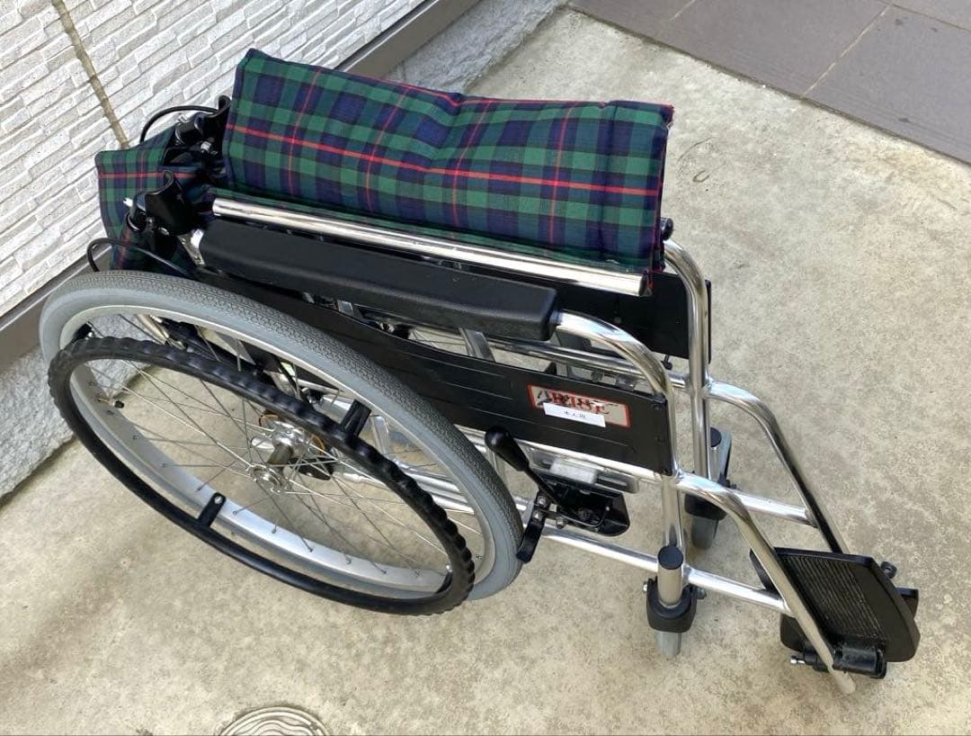 チェック柄 アルミ介助用車椅子　折りたたみ