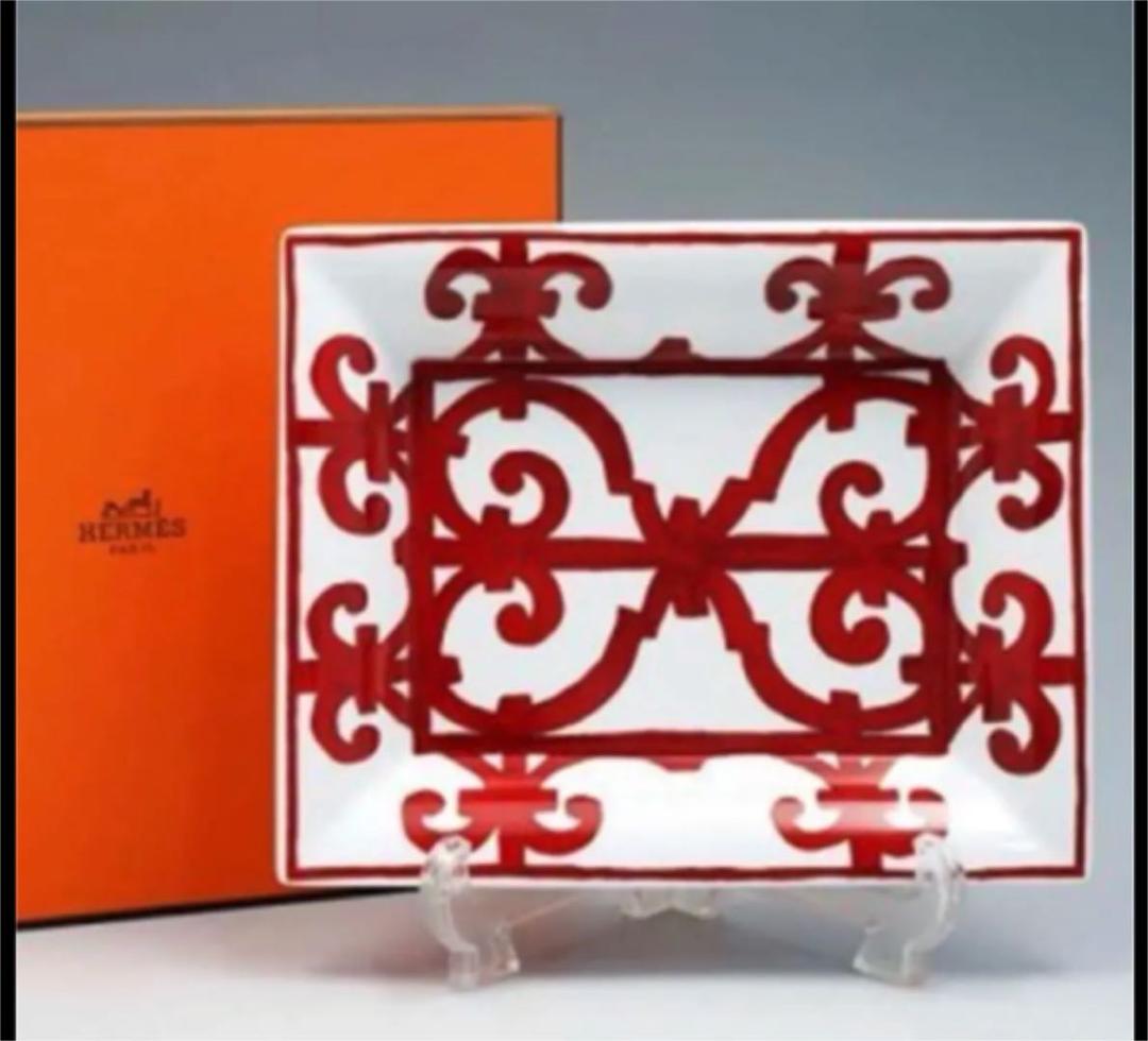 本日限りの限定特価セール中！人気沸騰売り切れ続出！HERMESガダルキヴィール