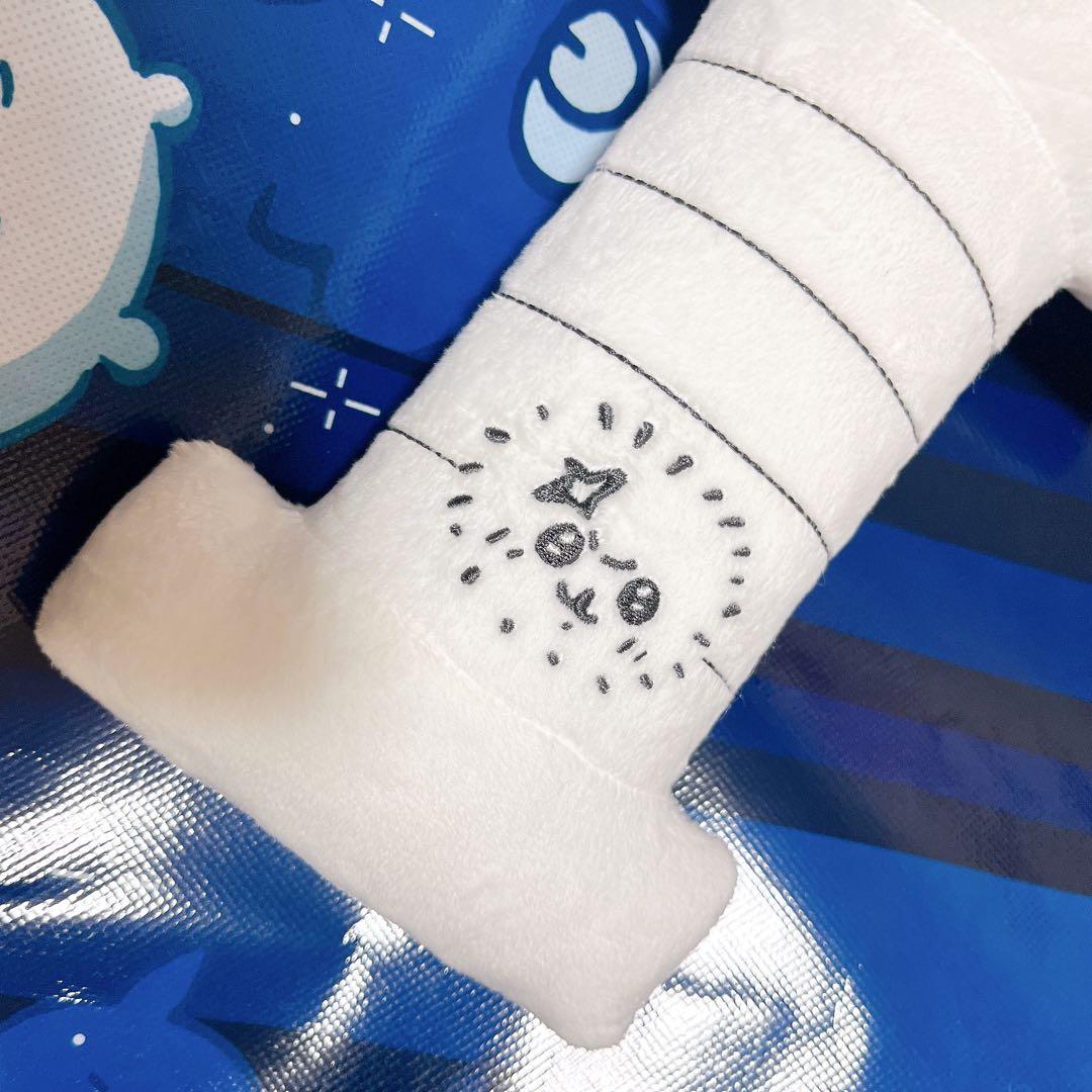 ②新品★ちいかわパーク　ちいかわ　ラッコの剣みたいなショルダーポーチ　ラッコ
