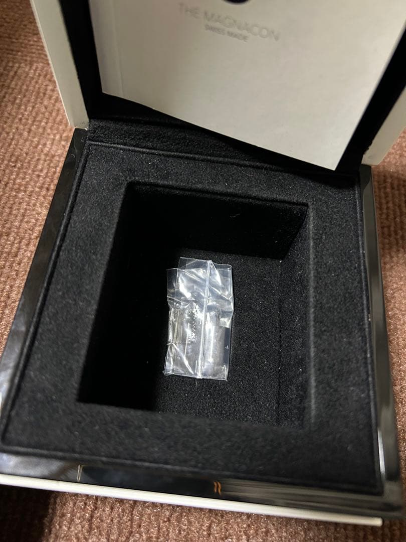 【未使用・限定品】NIXON MAGNACON SS スイス製