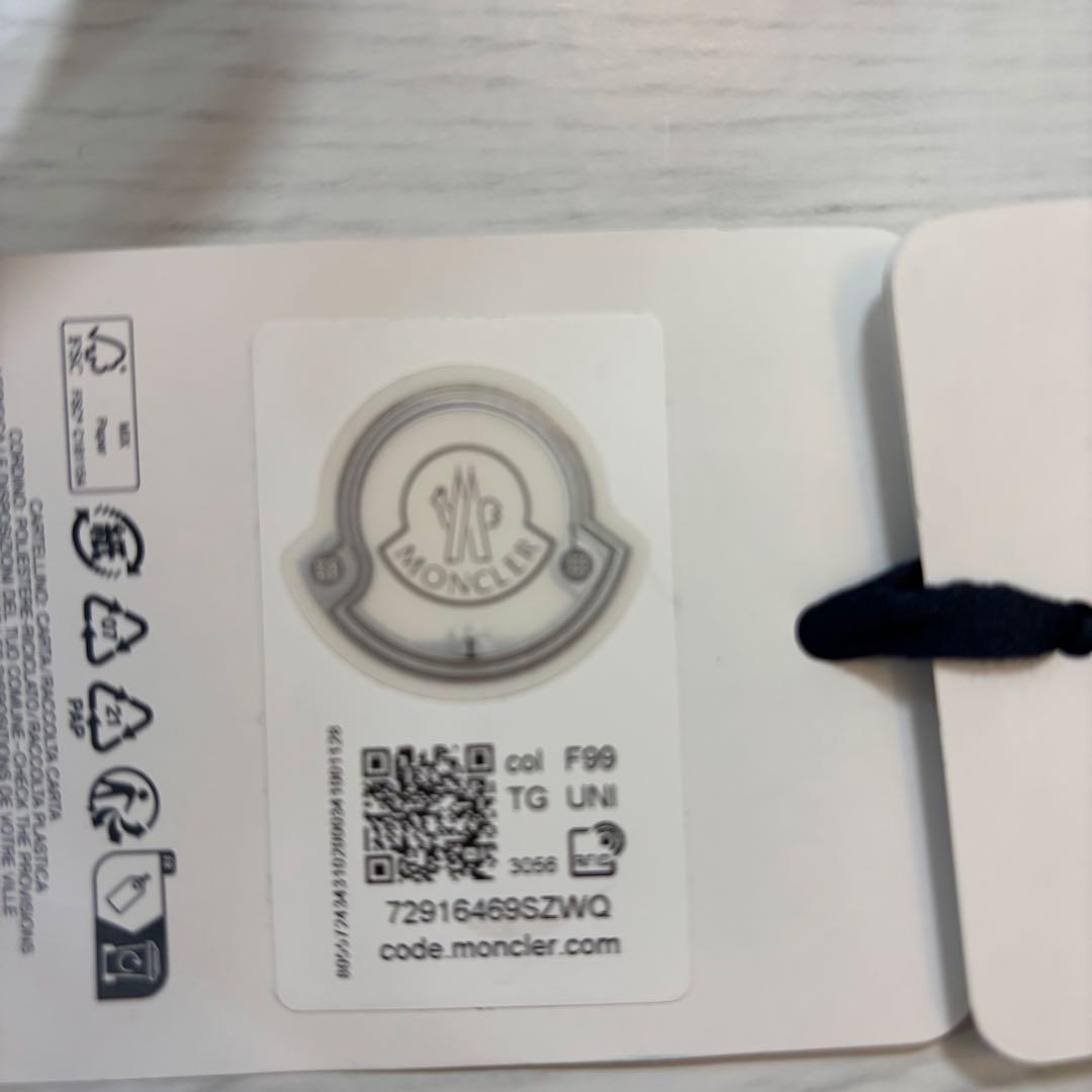 モンクレール　クロスボディバッグ ショルダーバッグ　MONCLER
