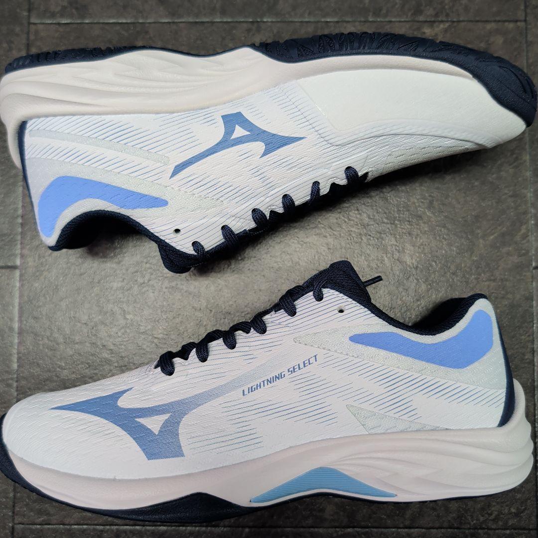 ミズノ　バレーボールシューズ　ライトニングセレクト　24.5cm　新品