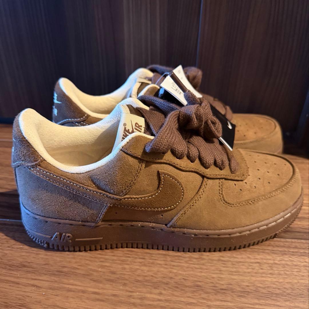 新品　NIKE ナイキエアフォース1'07 25.5cm 8.5 レディース