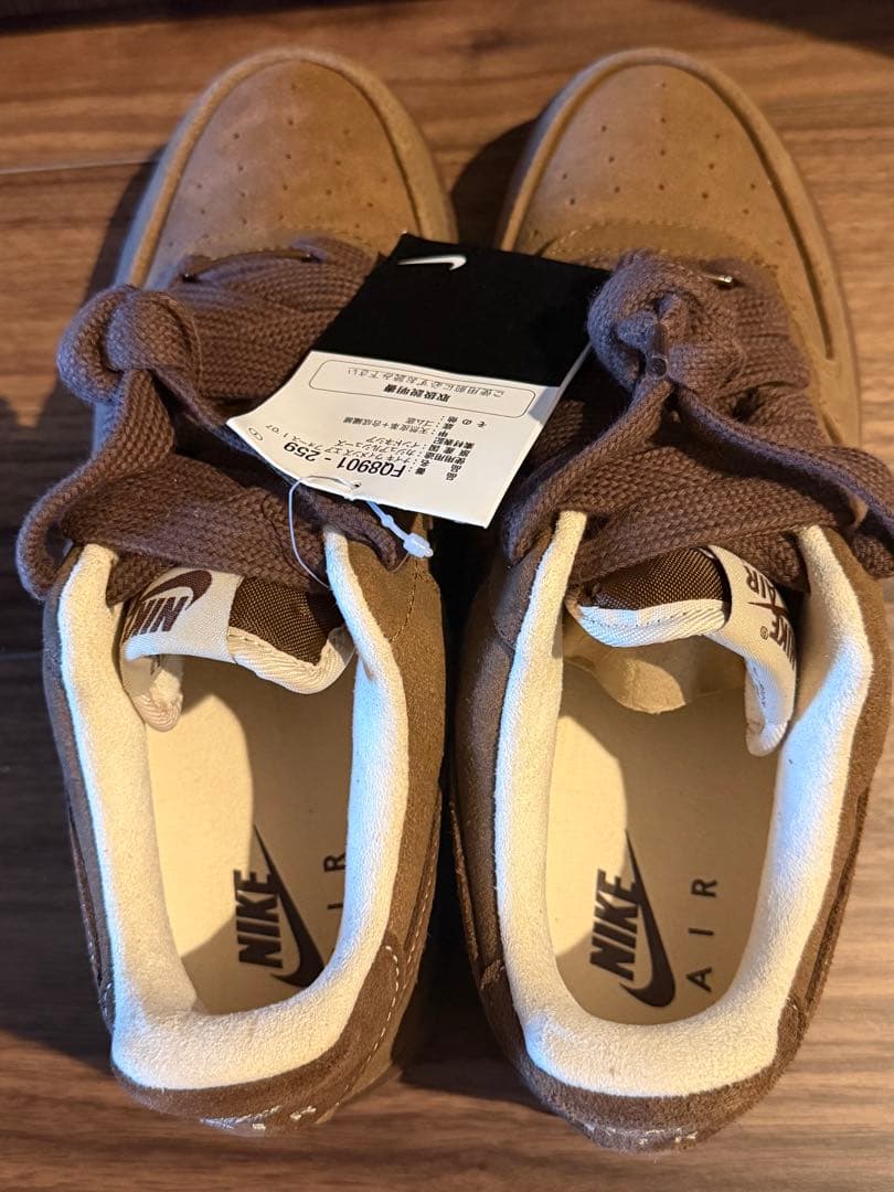 新品　NIKE ナイキエアフォース1'07 25.5cm 8.5 レディース