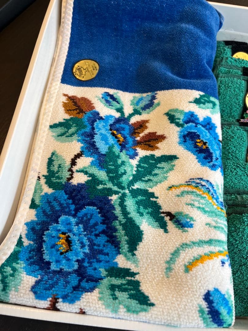 フェイラー花柄刺繍タオルセット 7枚入り