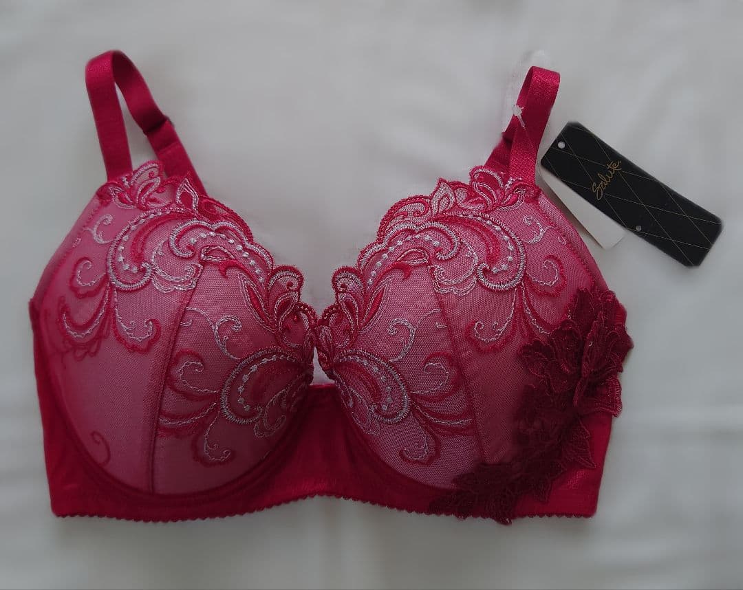 WACOAL ワコール サルート リアルアップ 【Ｒｅａｌ　Ｕｐ　Ｂｒａ】
