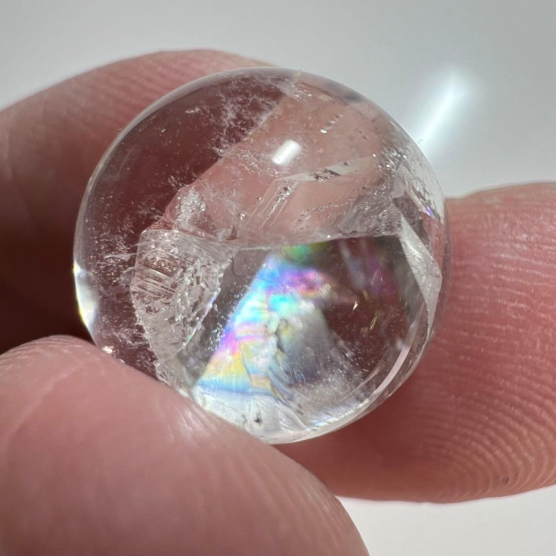 超レア　高品質　虹入り貫入水晶　クォーツインクォーツ　スフィア　クリスタル　4