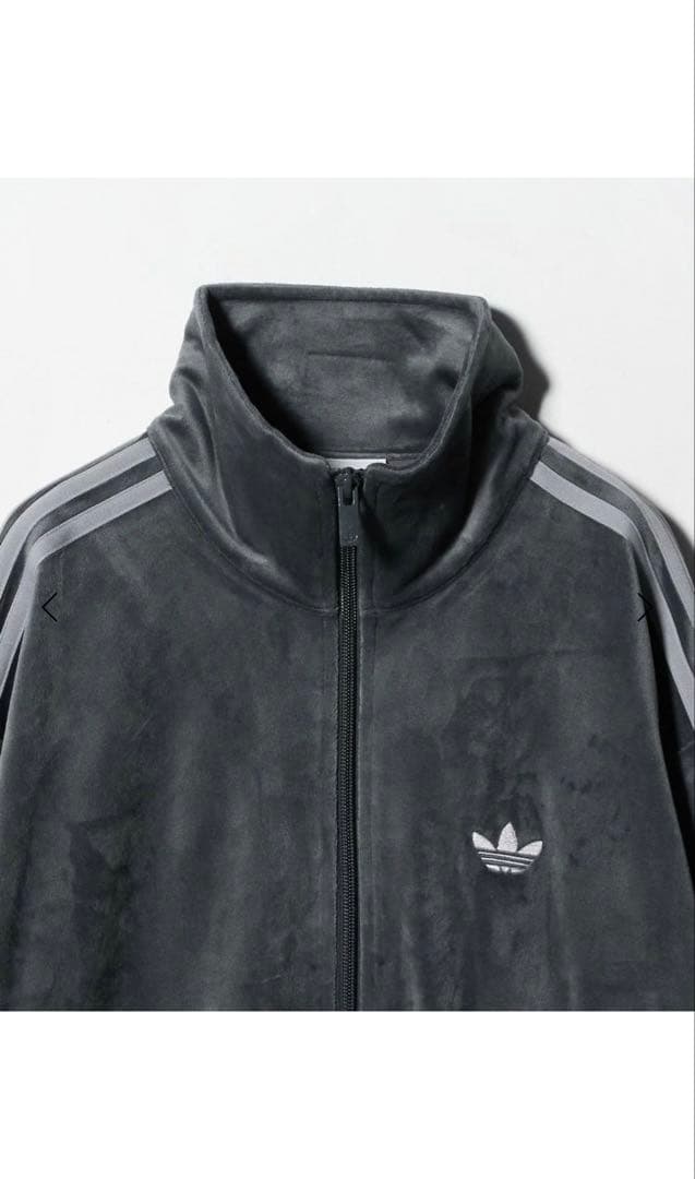 ＜adidas Originals＞ファイヤーバード ベロアトラックトップ