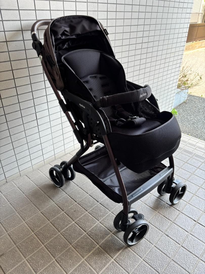 アップリカ A型ベビーカー オプティアクッショングレイス