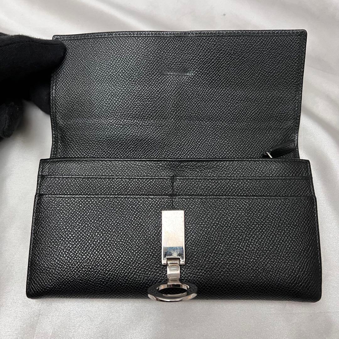 ◇極美品◇ブルガリ　ビーゼロワン　フラップ型長財布　ブラックレザー×シルバー金具