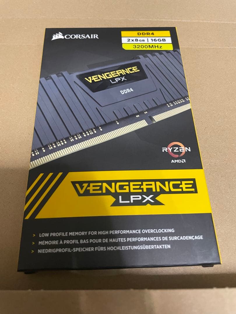CORSAIR DDR4 3200MHz メモリ 16GB [8GB×2枚]